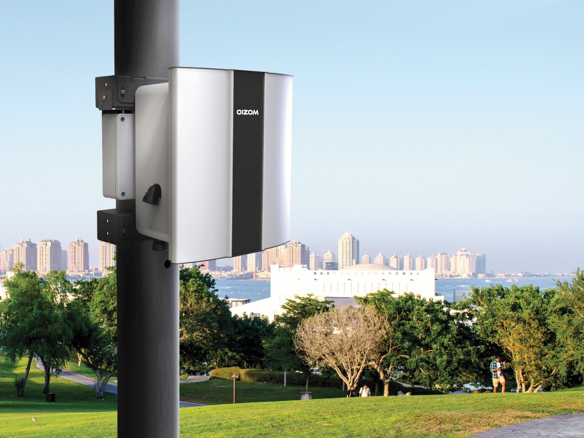 Polludrone continuous ambient air quality monitoring station, pole-mounted (manufactured by Oizom)